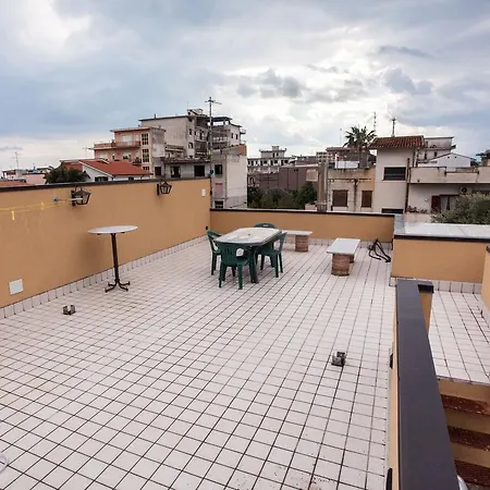 아파트 Erasippe 로크리