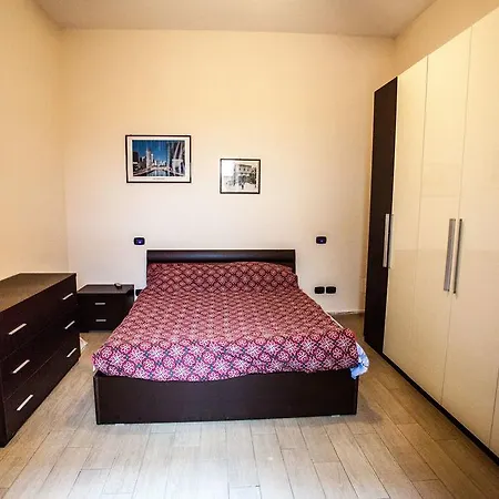 Erasippe Appartement Locri